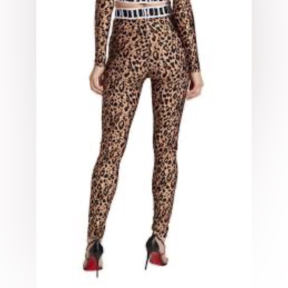 Versace Jeans Couture NWTs leopard leggings size 38 womens - Picture 11 of 12